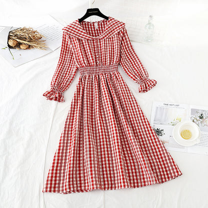 The new French retro Plaid Platycodon skirt is slim at the waist  4704