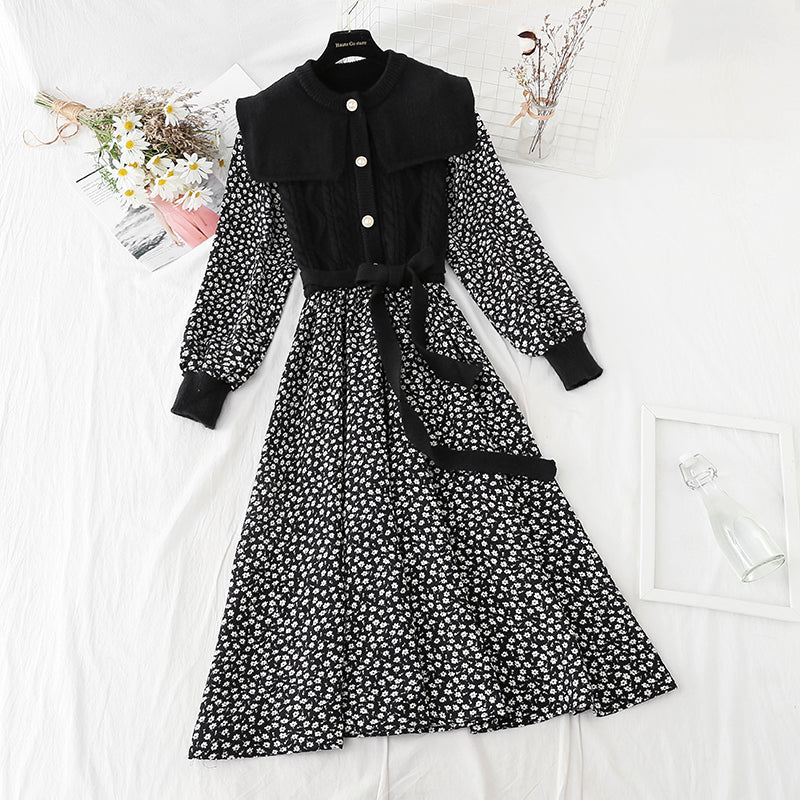 La jupe fleurie française Kikyo en velours côtelé est fine et à fond 4069