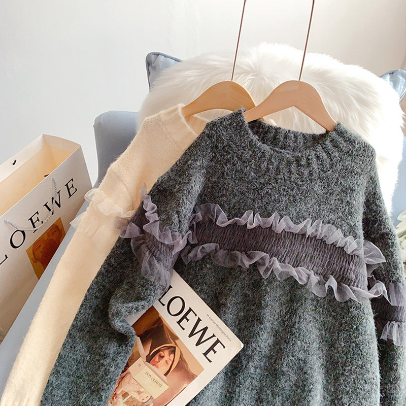 Temperament lace stitched crew neck sweater  5258