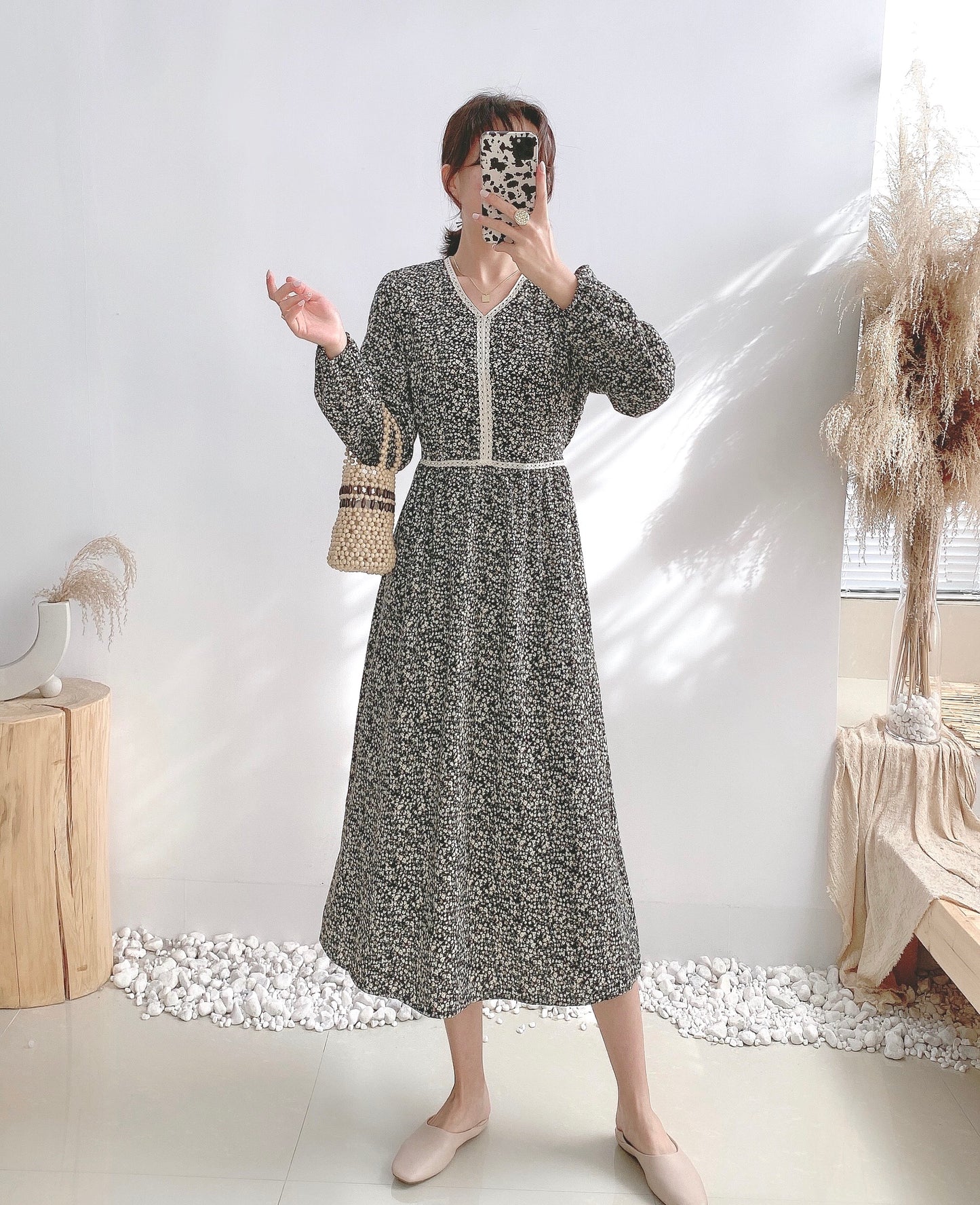 Robe fleurie à lacets avec ceinture tempérament et jupe inférieure à l'intérieur 4072