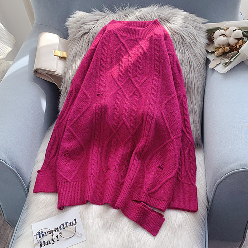 Tragen Sie einen Mantel über einem Sweatshirt mit einem Loch im Herzen einer faulen Windmaschine 4977