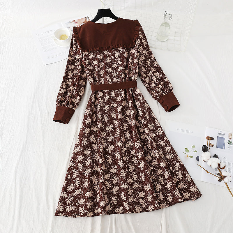 Das neue Kleid mit Kordrücken sieht dünn aus 4571