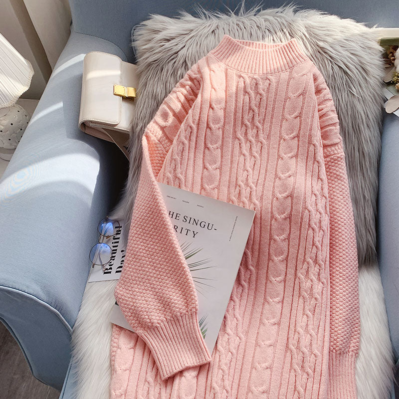 Medium length knitted dress  5079