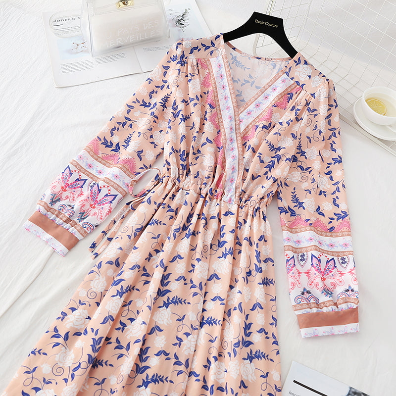 Jupe longue de vacances à taille rétro et tempérament mince 3844