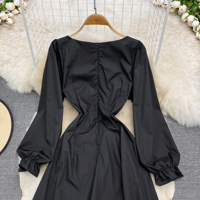 Kleid mit eckigem Ausschnitt und Blasenärmeln, schwarzer kleiner ausländischer Rock 3789