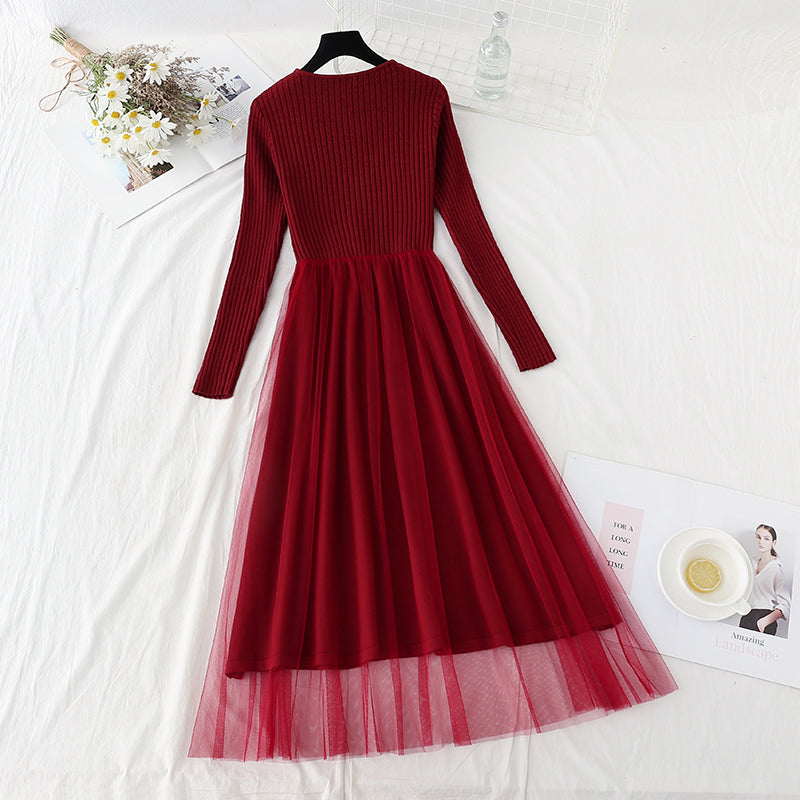 The new waist is slim and retro mesh stitched sweater skirt  4781