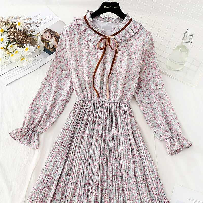 The new pleated lace up chiffon dress is too thin to the knee. Floral skirt  4804