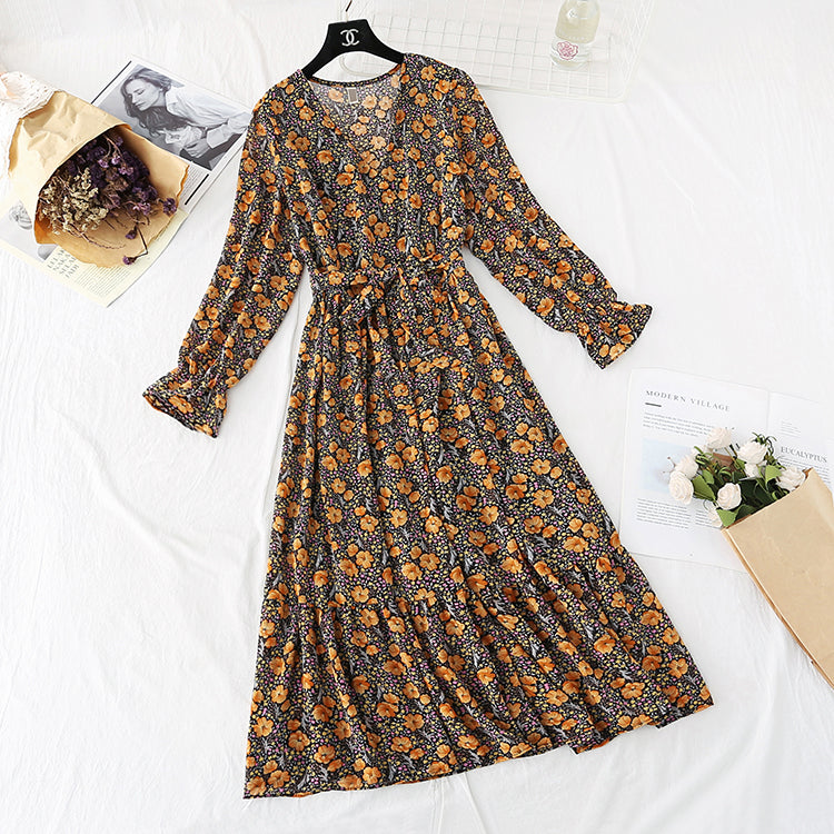 V-neck floral skirt with a slim waist and a long skirt with a large swing  4029