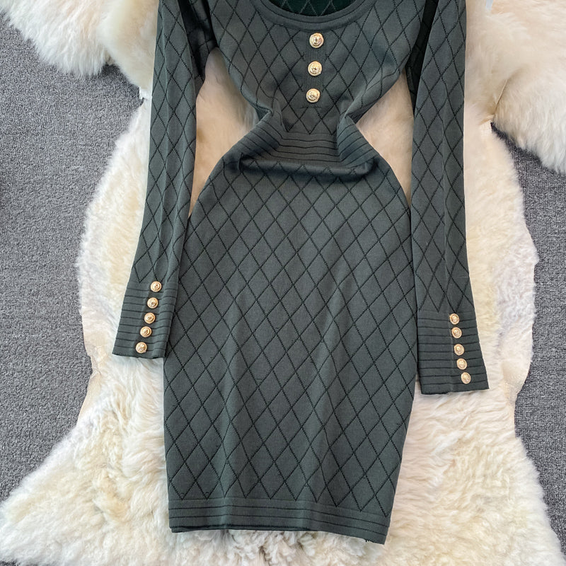 Langärmliges, sexy, personalisiertes, gestricktes Kleid mit eckigem Ausschnitt und Hüftboden 3781