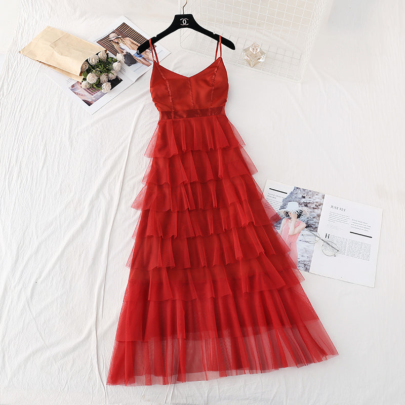 The new waist is slim, and the mesh cake skirt is long  4110