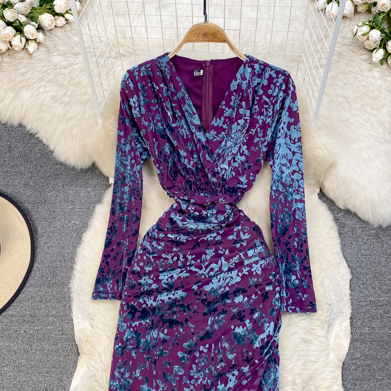 Slim, thin, split temperament, bronzed print V-neck dress  3767