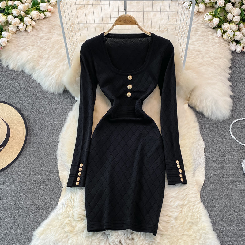 Langärmliges, sexy, personalisiertes, gestricktes Kleid mit eckigem Ausschnitt und Hüftboden 3781